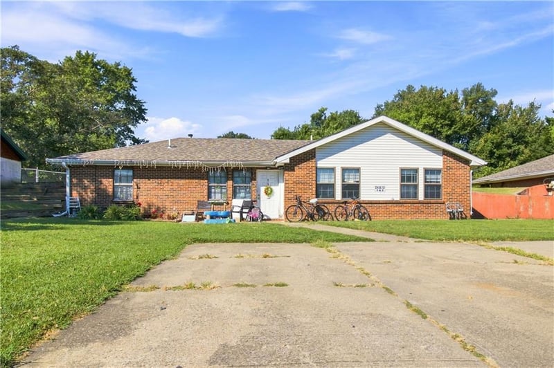 234 SE 121st Rd, Warrensburg, MO 64093