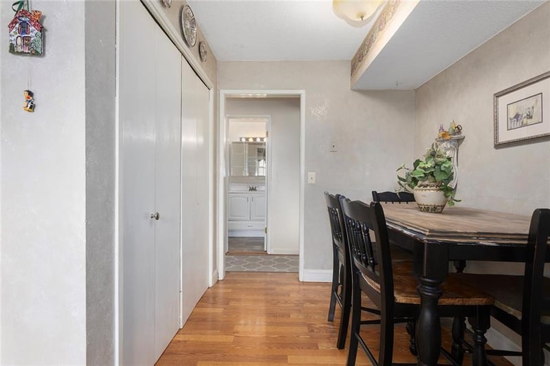 1476 NW 64th Ter, Kansas City, MO 64118