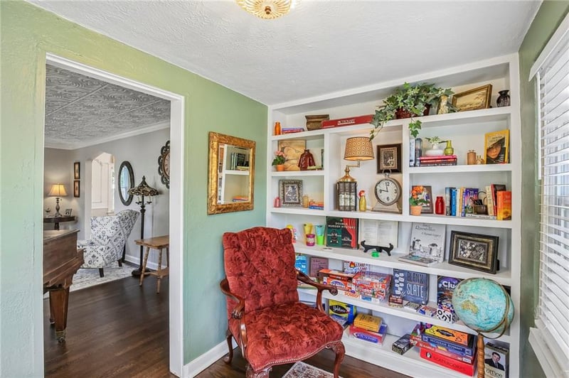 1525 Columbia Ave, Leavenworth, KS 66048