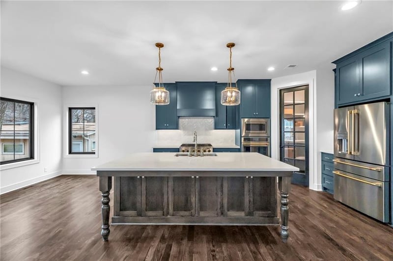 3119 W 72nd Ter, Prairie Village, KS 66208
