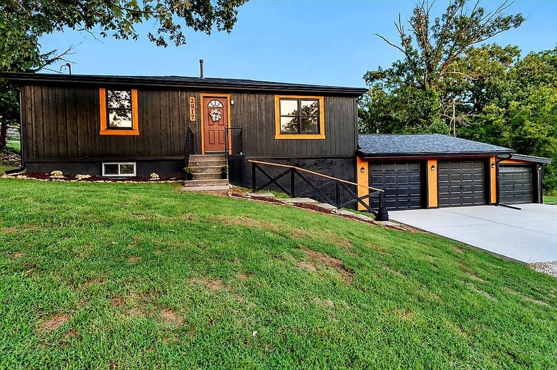 2917 Stark Ave, Kansas City, MO 64129