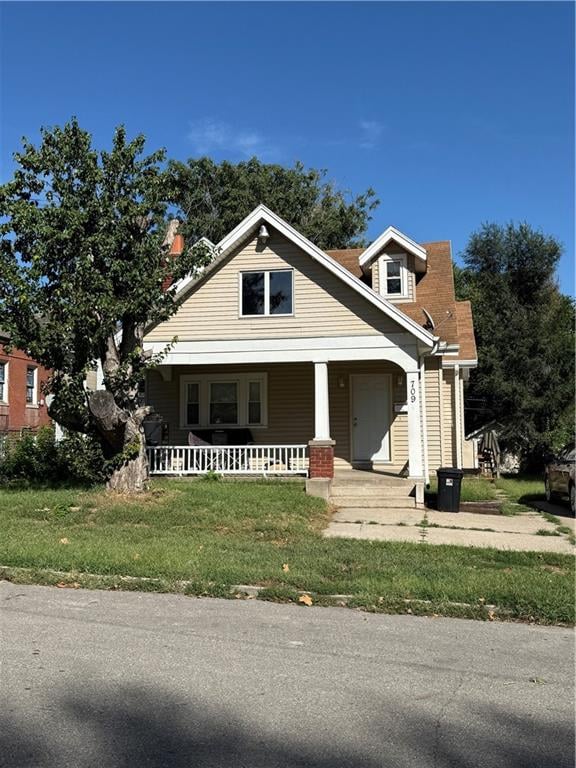 709 S 16th St, St Joseph, MO 64501