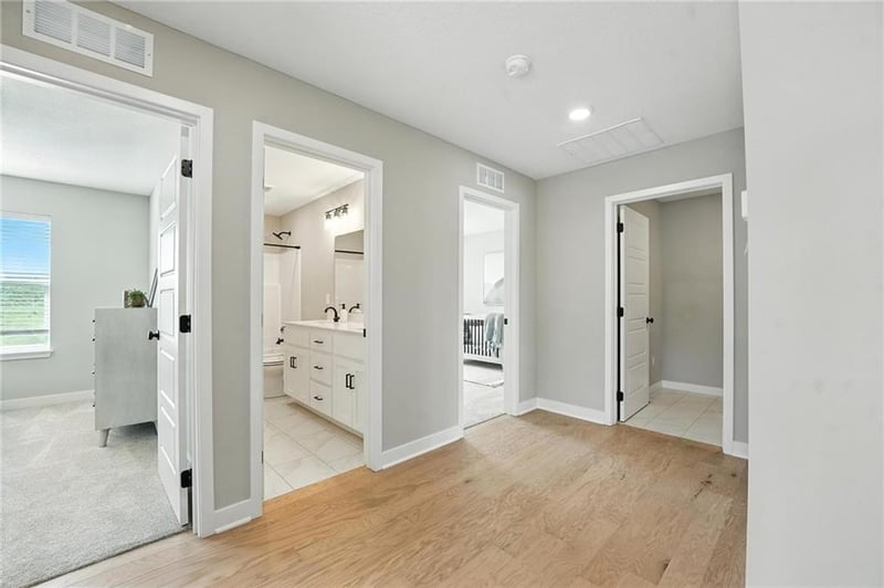 354 SW Amara Dr, Blue Springs, MO 64064