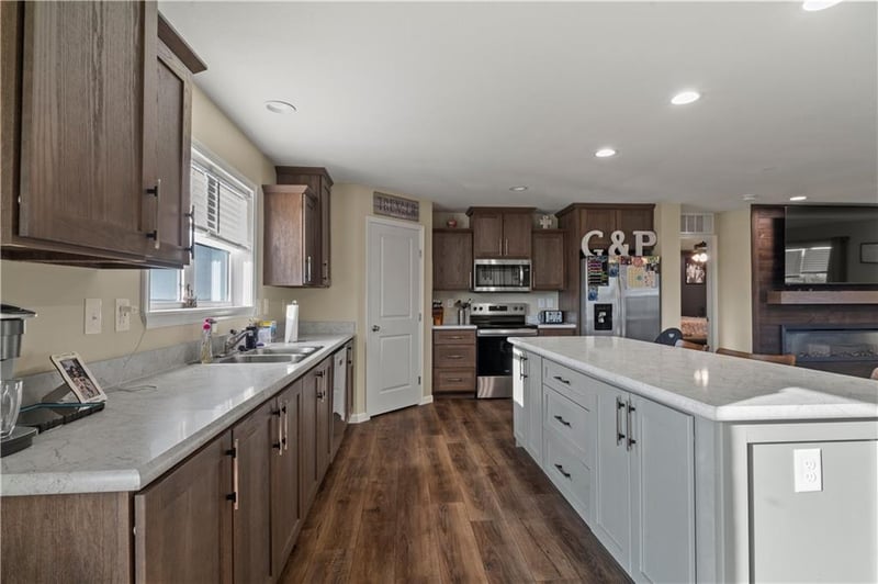 6650 Logeman Rd, Atchison, KS 66002