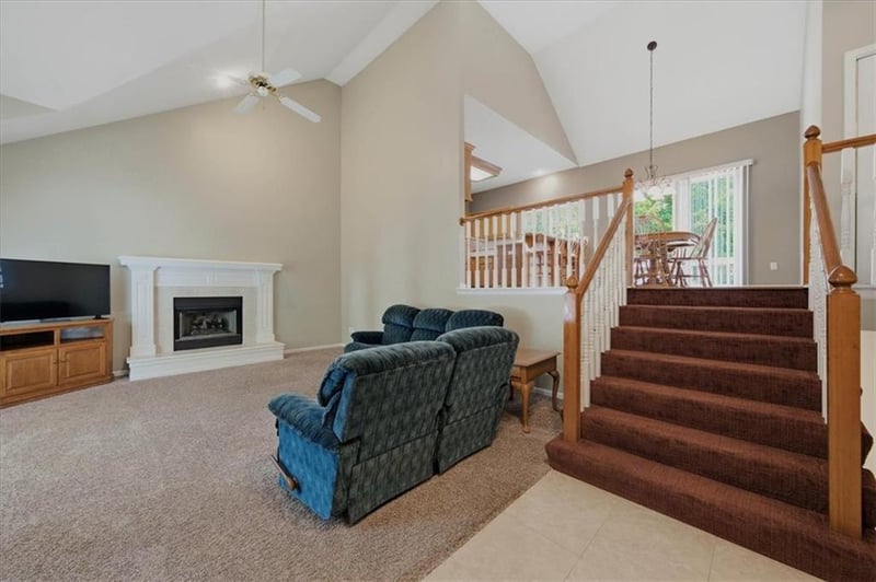 22010 W 51st Ct, Shawnee, KS 66226