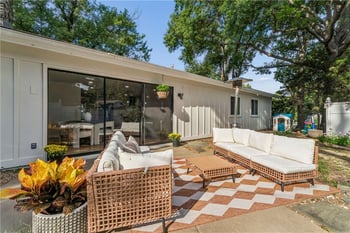 6100 W 88th St, Overland Park, KS 66207