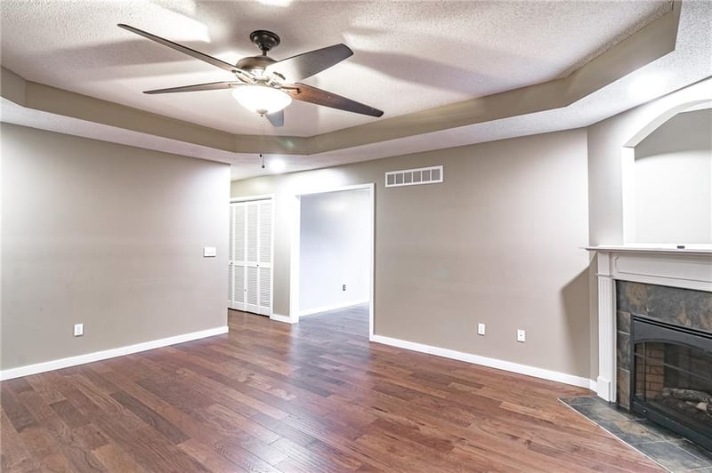 703 Sierra Ave, Warrensburg, MO 64093