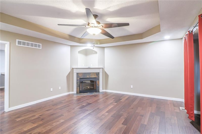 703 Sierra Ave, Warrensburg, MO 64093