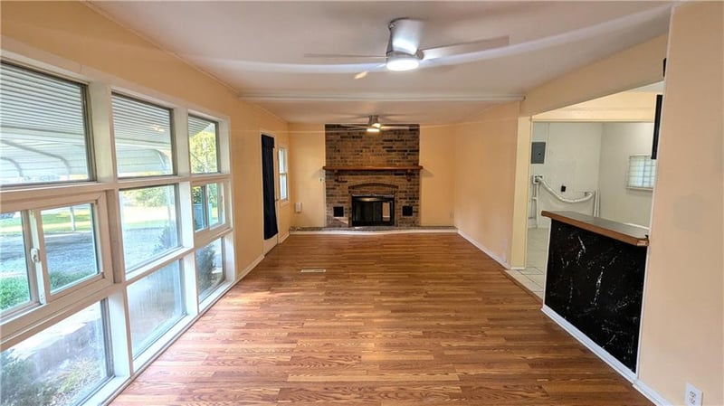 10901 Bristol Ter, Kansas City, MO 64134