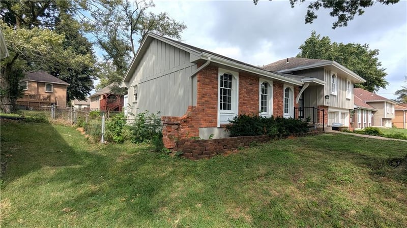 8116 E 96th Ter, Kansas City, MO 64134