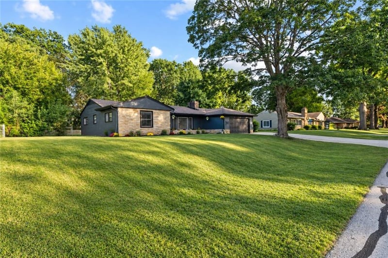 4409 Ridgeway Ave, Kansas City, MO 64133