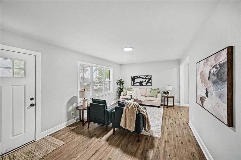 102 O E Ave, Excelsior Springs, MO 64024