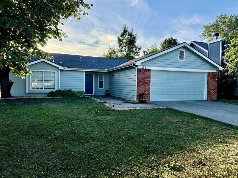 2717 Wildflower Dr, Lawrence, KS 66047