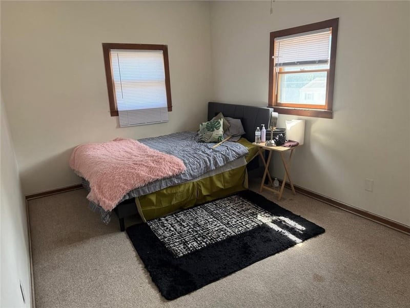 3419 Seneca St, St Joseph, MO 64507