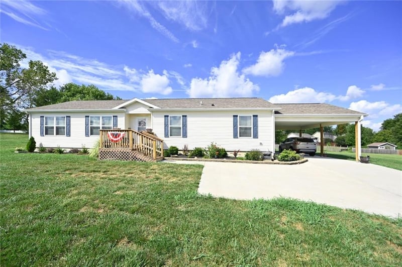 15490 NW 136th St NW, Platte City, MO 64079