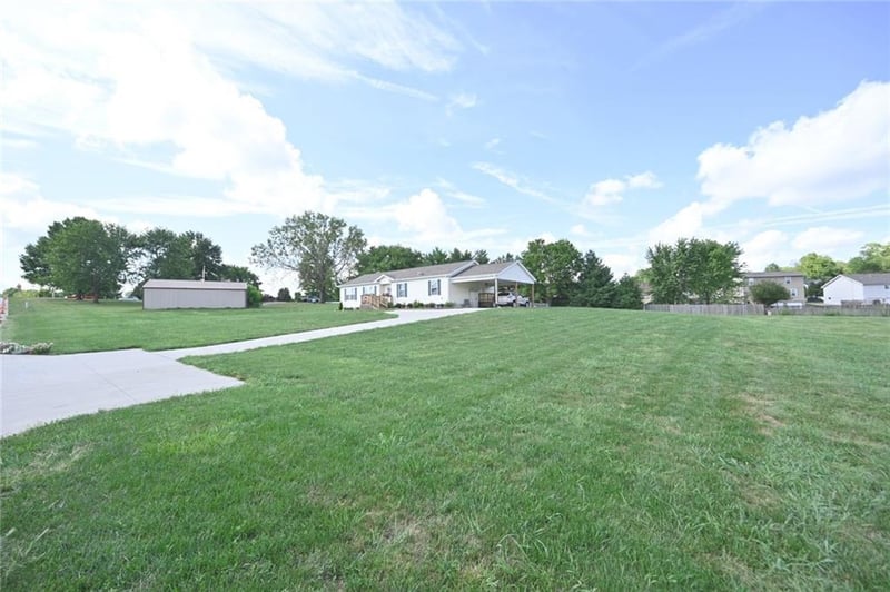 15490 NW 136th St NW, Platte City, MO 64079