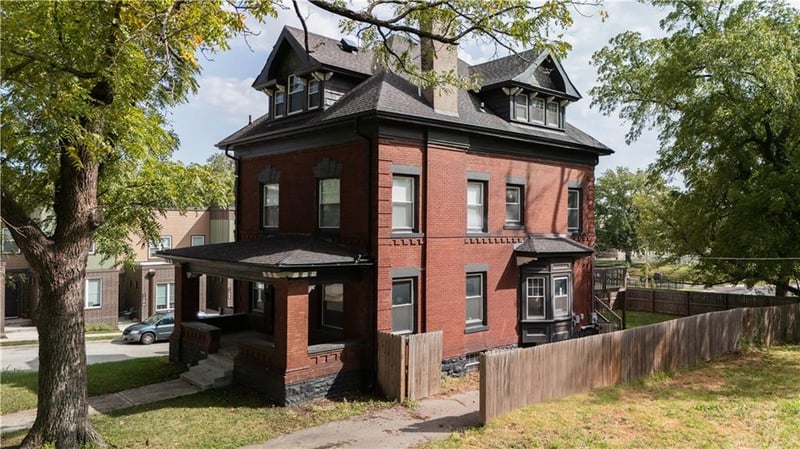 2801 Forest Ave, Kansas City, MO 64109