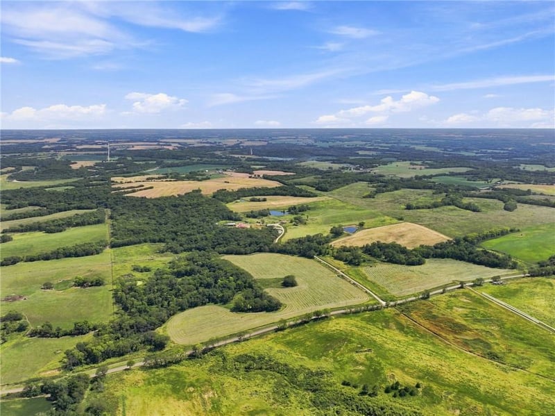 3 State Route D N/A, Savannah, MO 64485