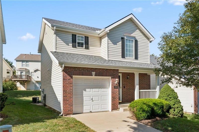 1818 NW 82nd St, Kansas City, MO 64151