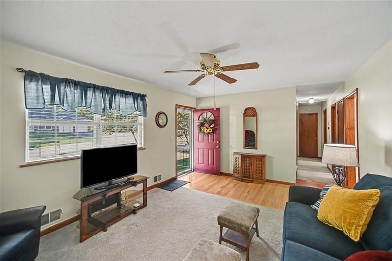 6611 N Agnes Ave, Gladstone, MO 64119