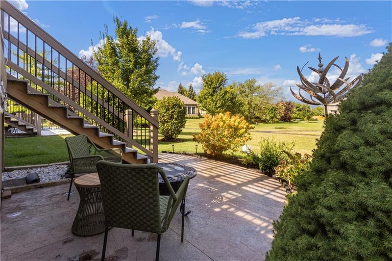 10992 S Parish St, Olathe, KS 66061