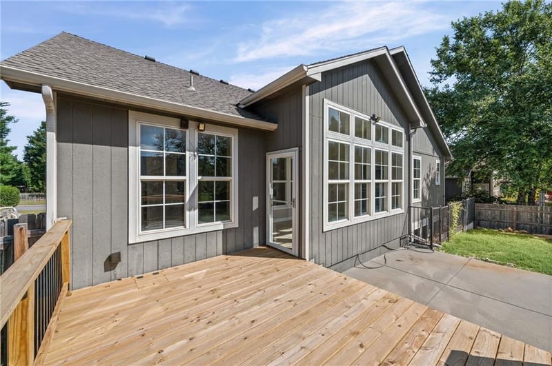 5213 Carson Dr, Lawrence, KS 66049