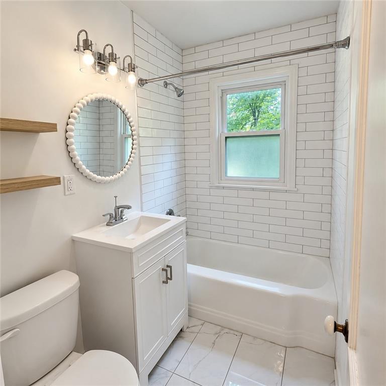 4813 Canterbury St, Roeland Park, KS 66205
