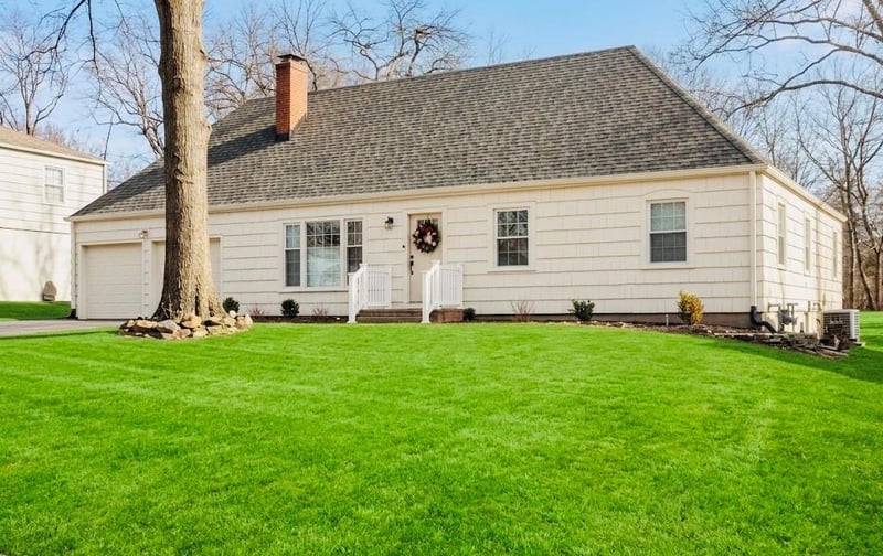 7531 Fairway St, Prairie Village, KS 66208