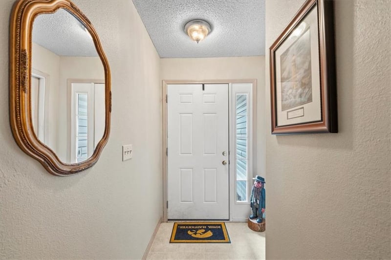 3564 NE Austin Dr, Lee's Summit, MO 64064