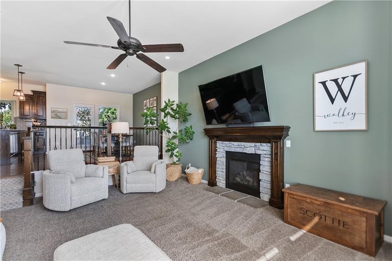 10706 N Tracy Ave, Kansas City, MO 64155
