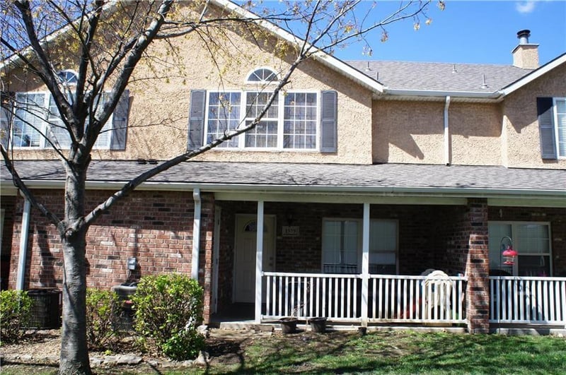 1579 E 120th St, Olathe, KS 66061