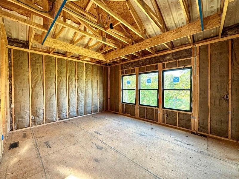 8504 NW 90th Ter, Kansas City, MO 64153