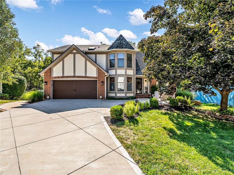 17507 W 113th St, Olathe, KS 66061