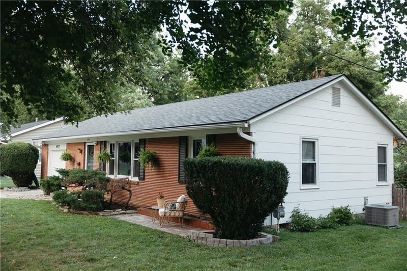 6937 Walmer St, Overland Park, KS 66204