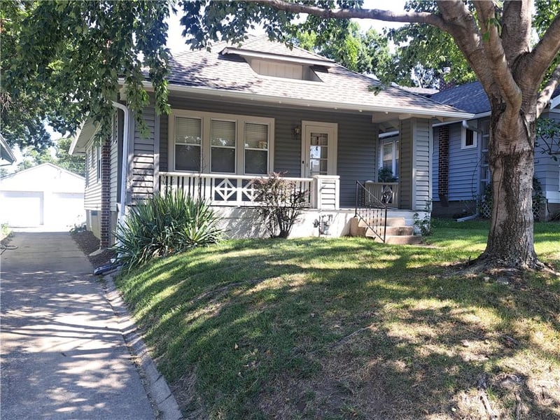 38 W 74th St, Kansas City, MO 64114