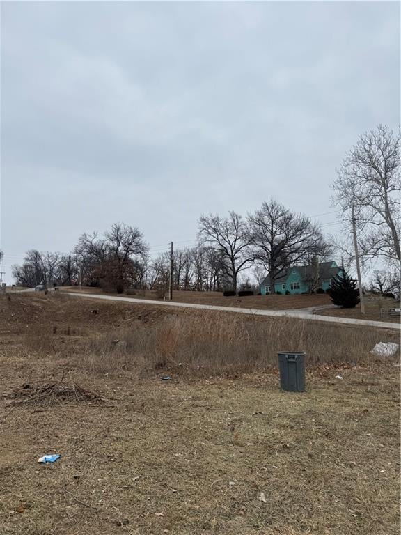 000 NW Blair Rd, Parkville, MO 64152
