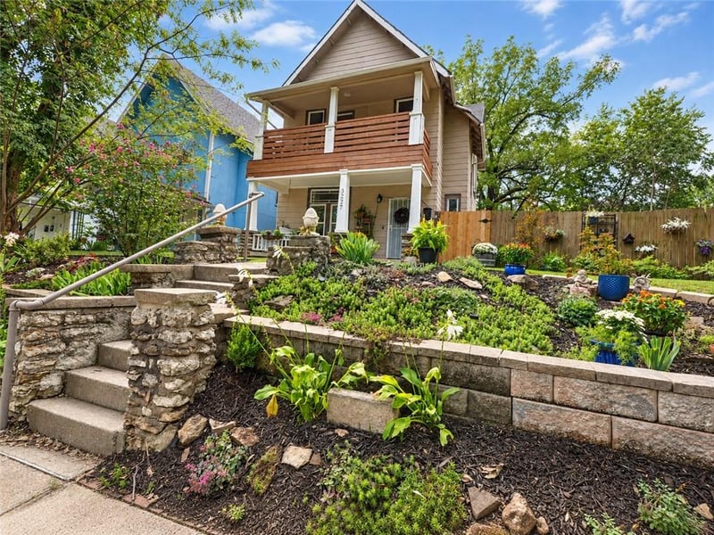 3227 Garner Ave, Kansas City, MO 64124