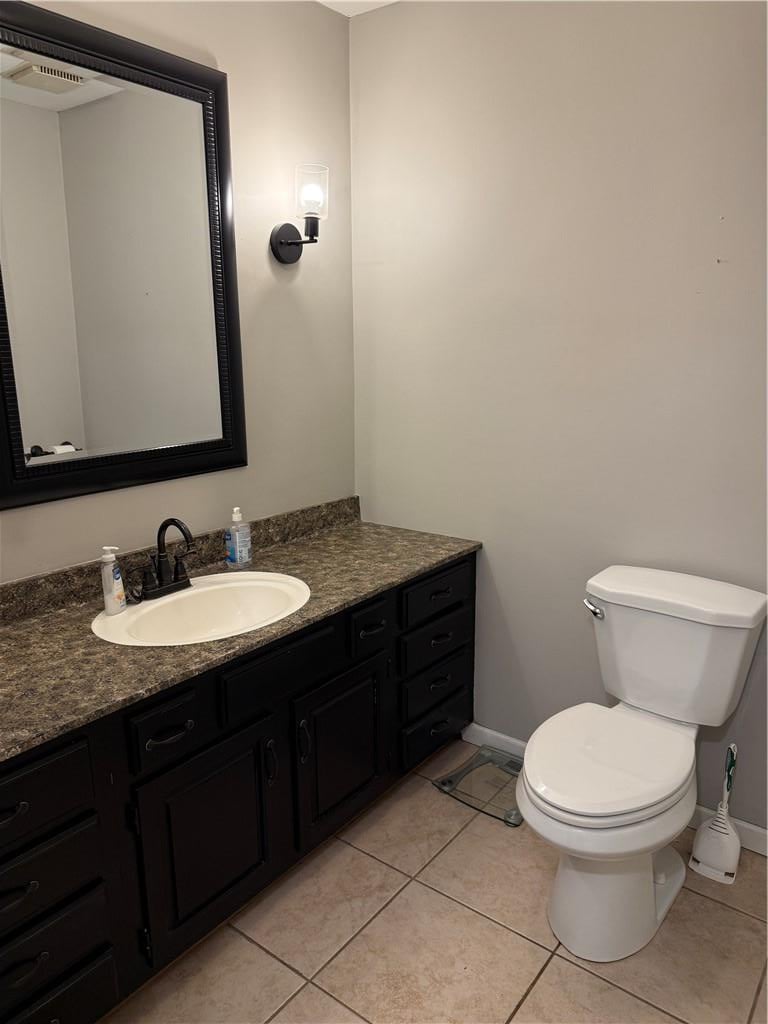 3515 Emerald Ln, Country Club, MO 64506