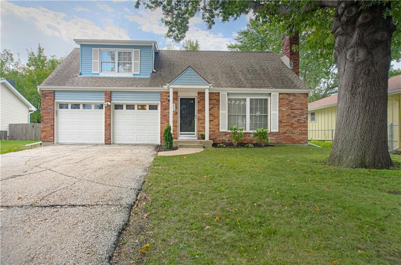 2029 E Wyandotte St, Olathe, KS 66062