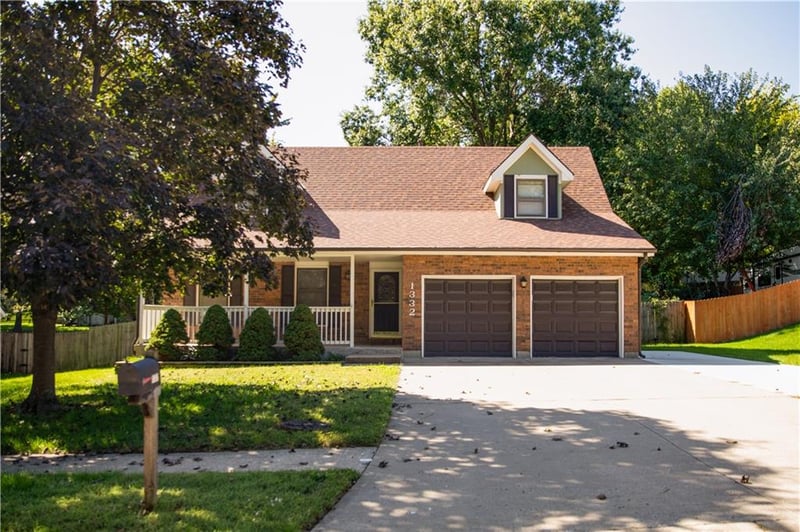 1332 Campbell Ave, Liberty, MO 64068