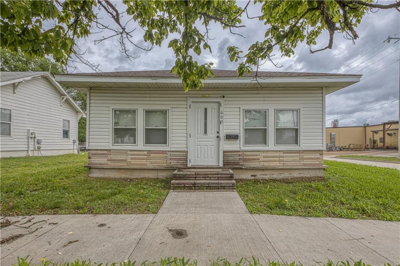 602 N Grand St, Pittsburg, KS 66762