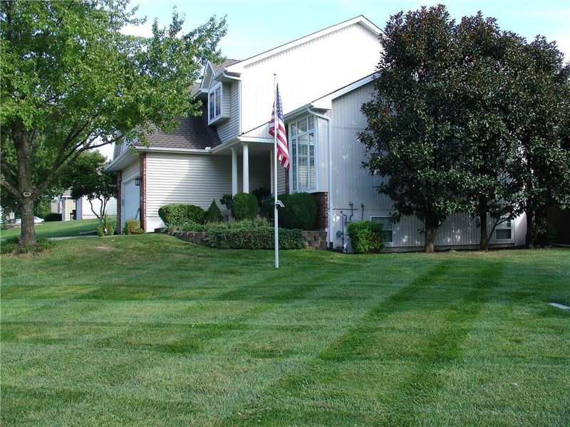 18801 E 25th St S, Independence, MO 64057