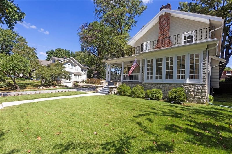 5601 Harrison St, Kansas City, MO 64110
