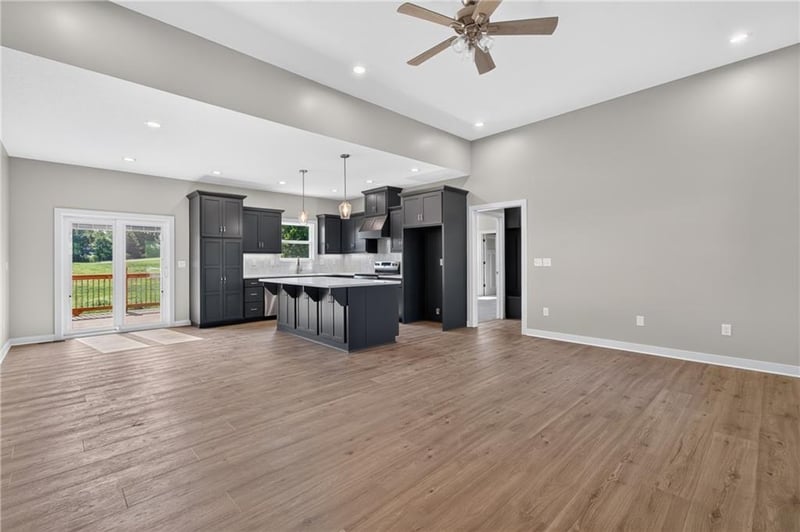 702 W Marlow St, Odessa, MO 64076