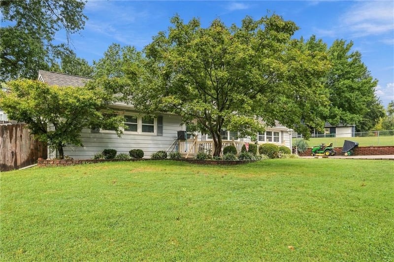 2800 S 24th St, Kansas City, KS 66106