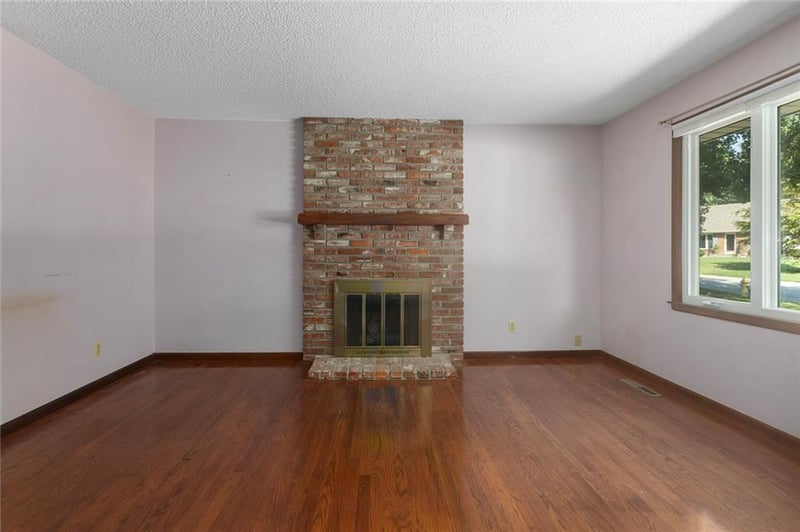 2904 Cheyenne Cir, North Kansas City, MO 64116