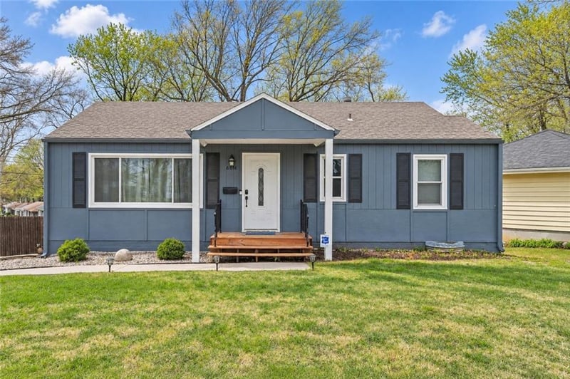 6616 Santa Fe Dr, Overland Park, KS 66202