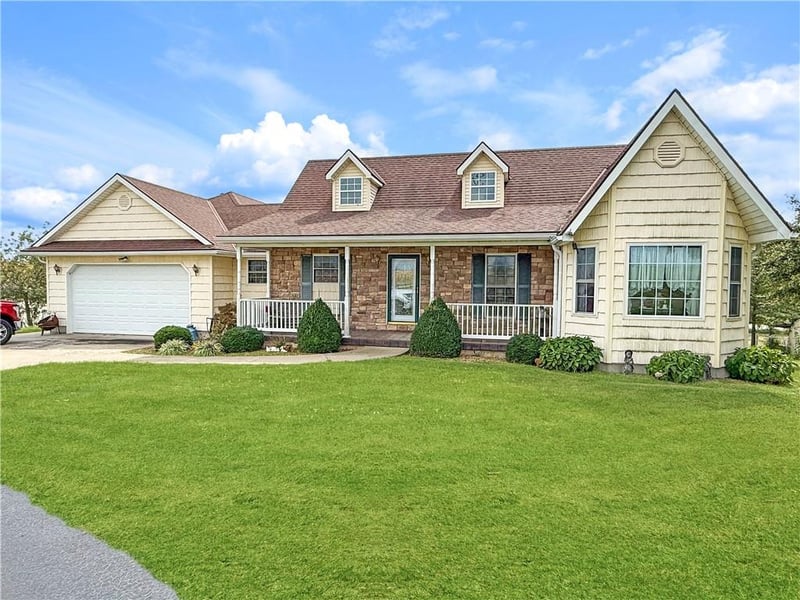 19306 Beattie Rd, Higginsville, MO 64037