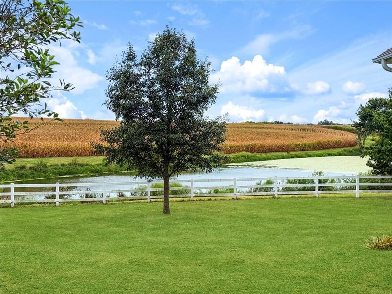 19306 Beattie Rd, Higginsville, MO 64037