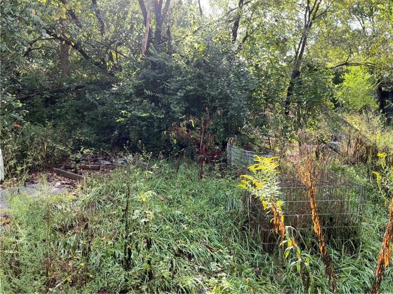 4206 Sortor Dr, Kansas City, KS 66104